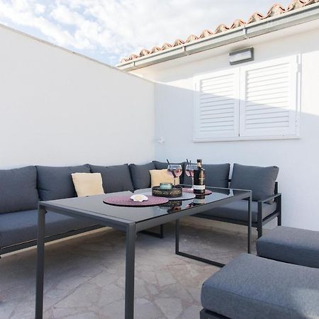 Apartment Gold Подстрана Экстерьер фото