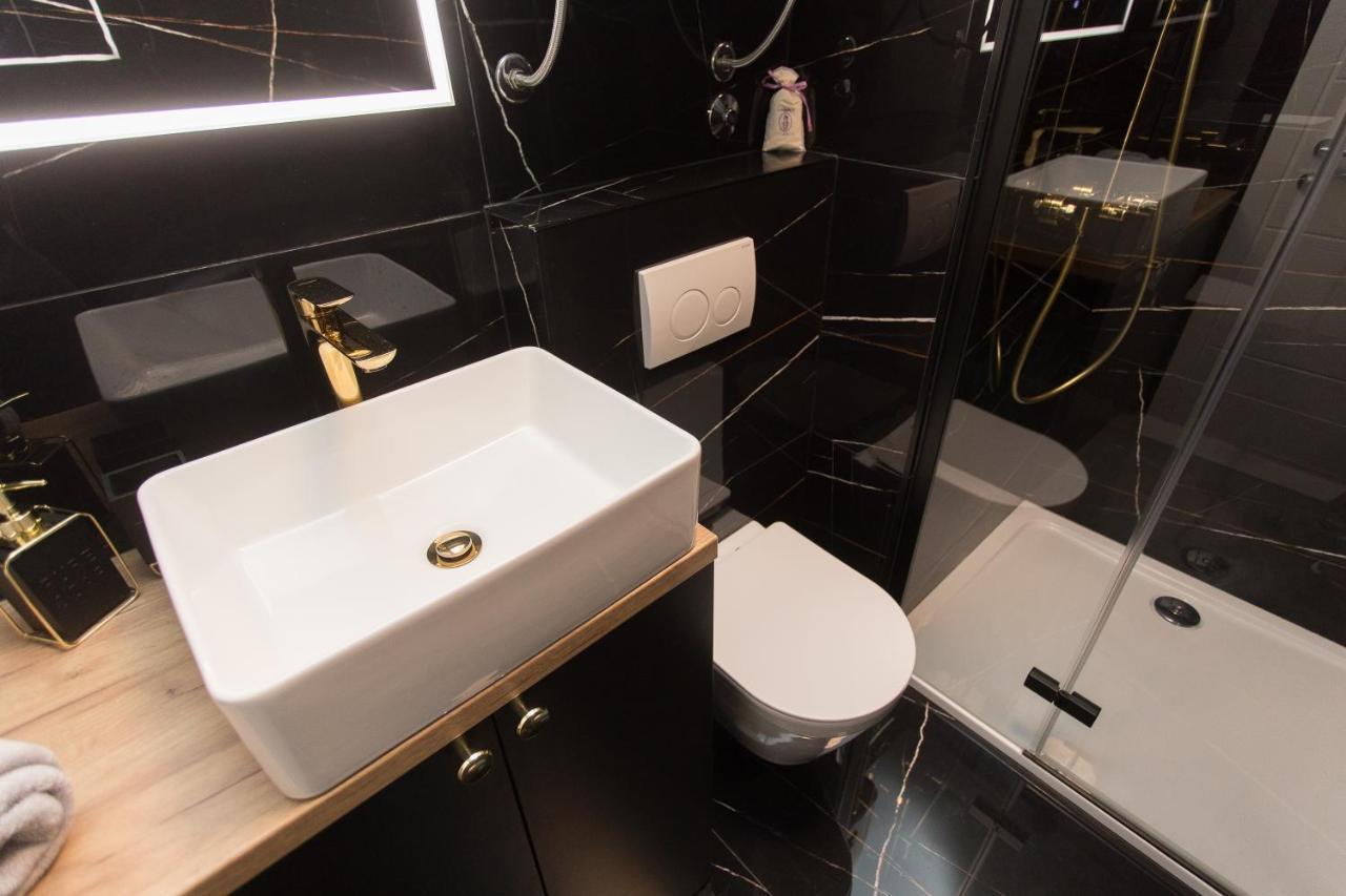 Apartment Gold Подстрана Экстерьер фото